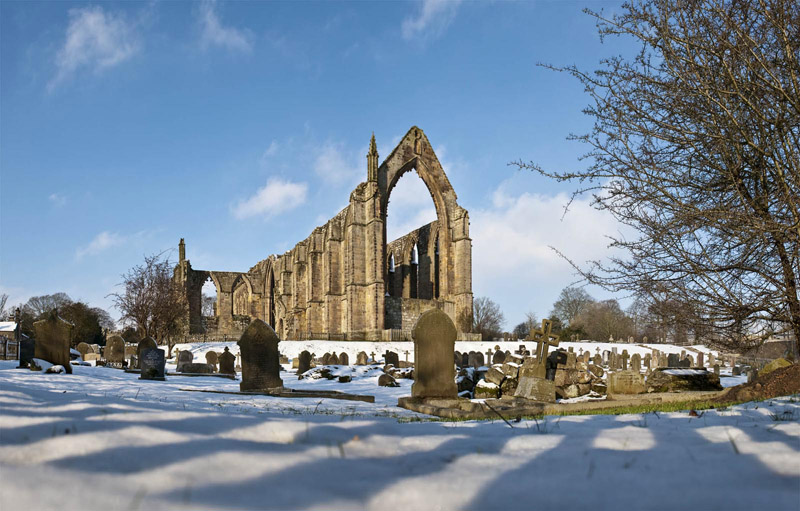 Bolton Abbey in Snow Wallpaper mural